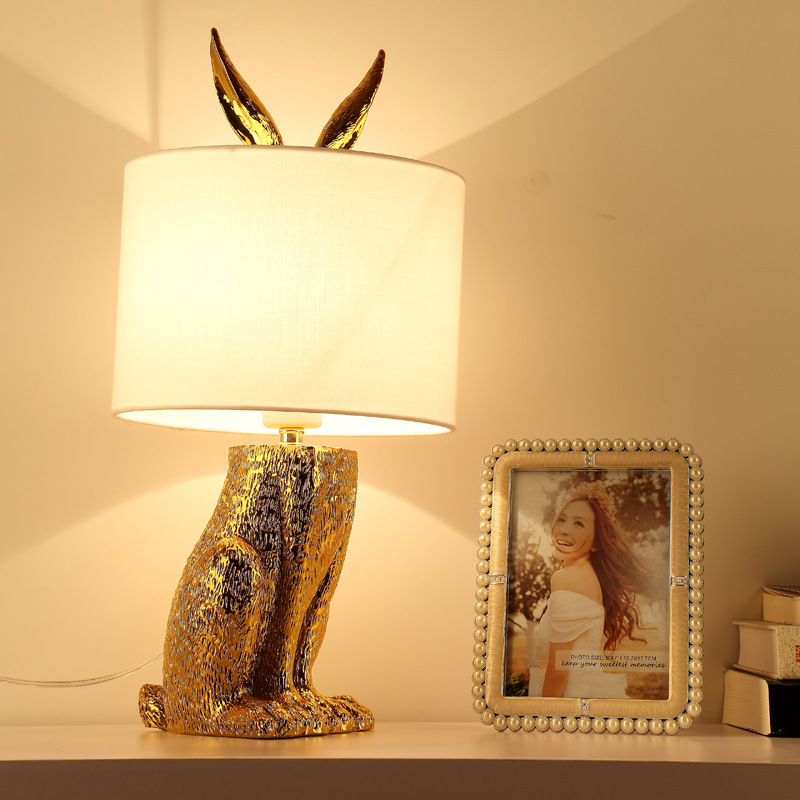 Lampe de bureau créative en fo - Resin Art On Floor avis et prix