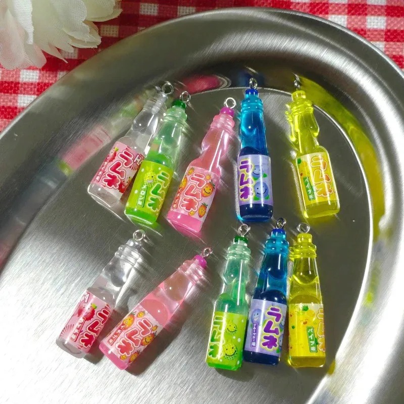 10 Breloques en résine en form - Resin Art Jewelry Kit avis et prix